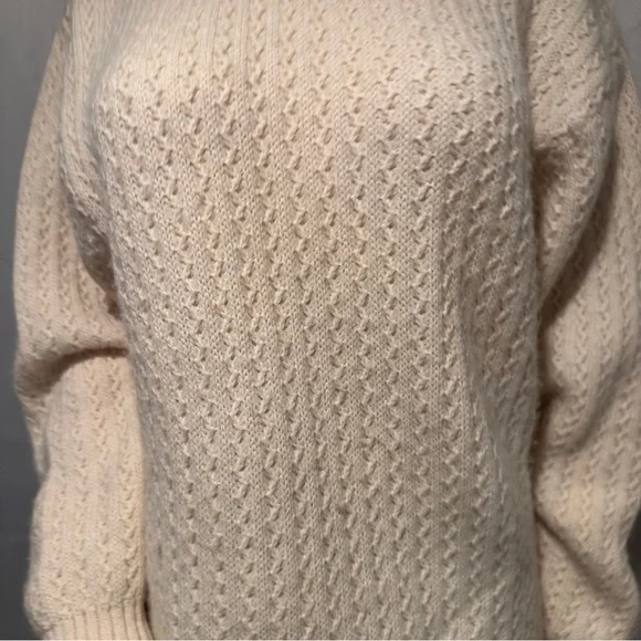 Vintage Ivory Alpaca Blend Sweater Oversized Chunky Sweater Made in Ital…